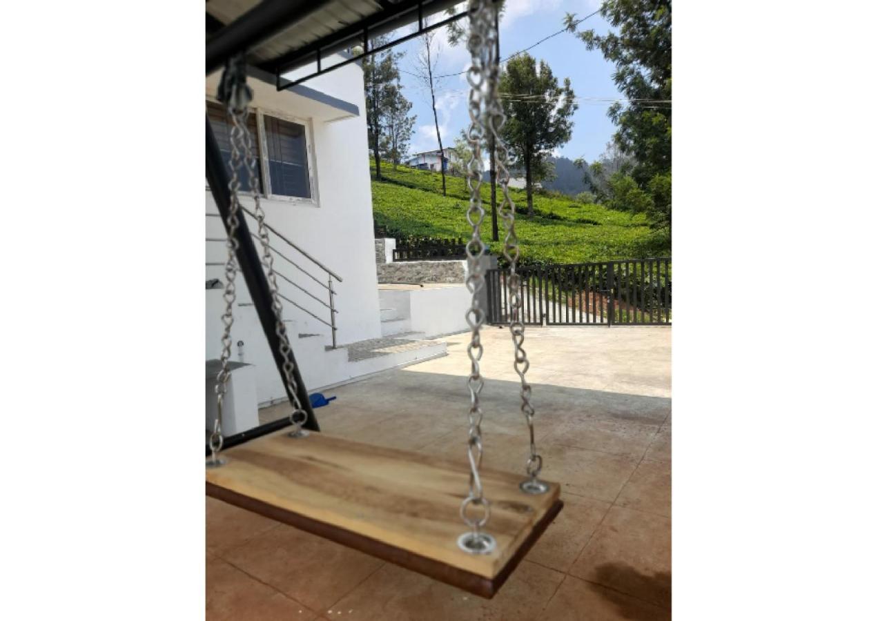 Le Jardin Glass House Villa Ooty Exteriör bild